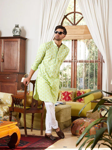 Elevate Your Style with Fabmade’s Men’s Kurta Pyjama Collection