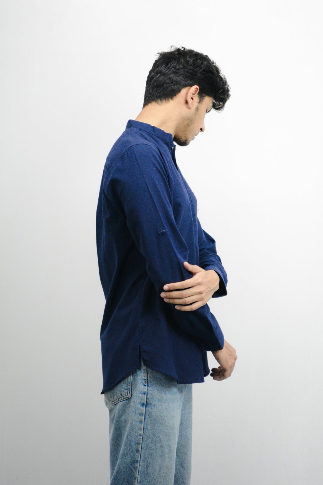 Fabmade - Men's Navy Blue Cotton-Linen Short Kurta